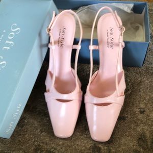 Pink smooth and snake look heel